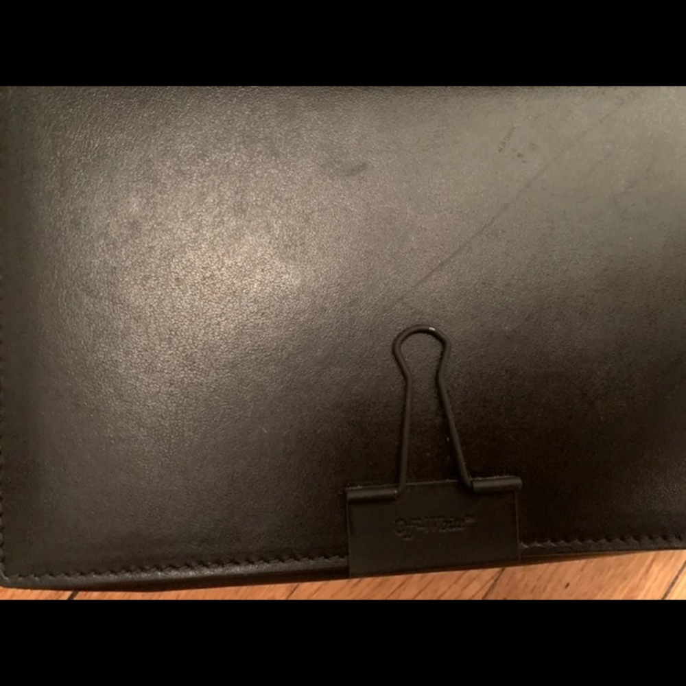 Black off white bag - Picture 4 of 9